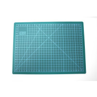 PVC GREEN CUTTING MAT