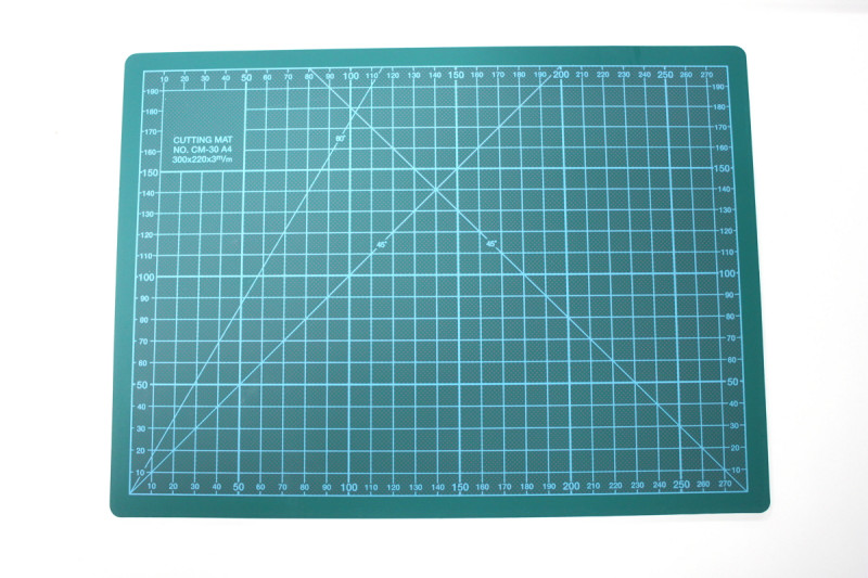 PVC GREEN CUTTING MAT